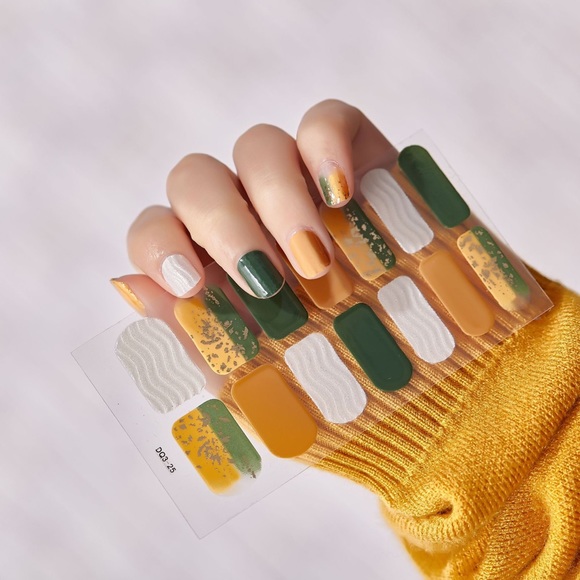 22 DECEMBER Other - 6 sheets for $20 Nail Wrap - DQ3 25